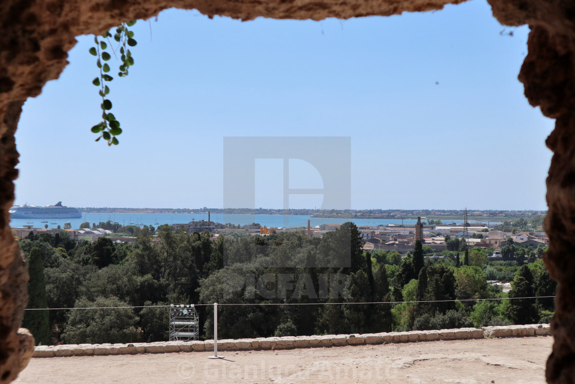 "Siracusa - Panorama da una delle grotte del teatro greco" stock image