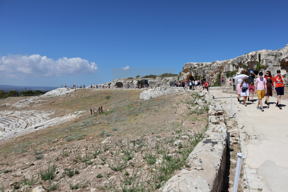 "Siracusa - Turisti al teatro greco" stock image