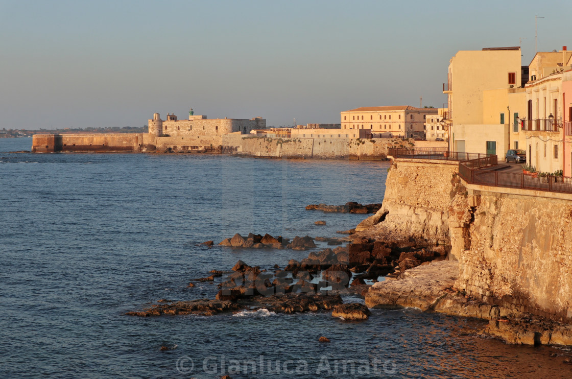 "Siracusa - Ortigia da Forte Vigliena all'alba" stock image