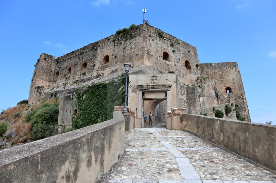 "Scilla - Entrata di Castello Ruffo" stock image