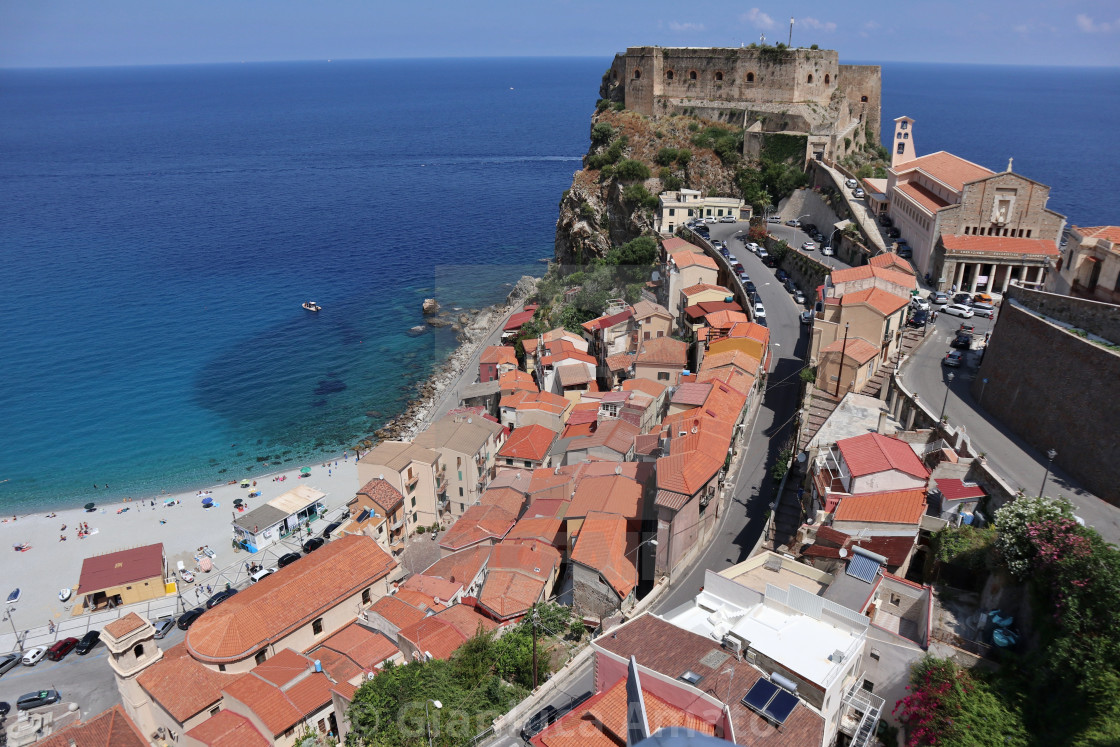 "Scilla - Scorcio del borgo dal Belvedere di Piazza San Rocco" stock image