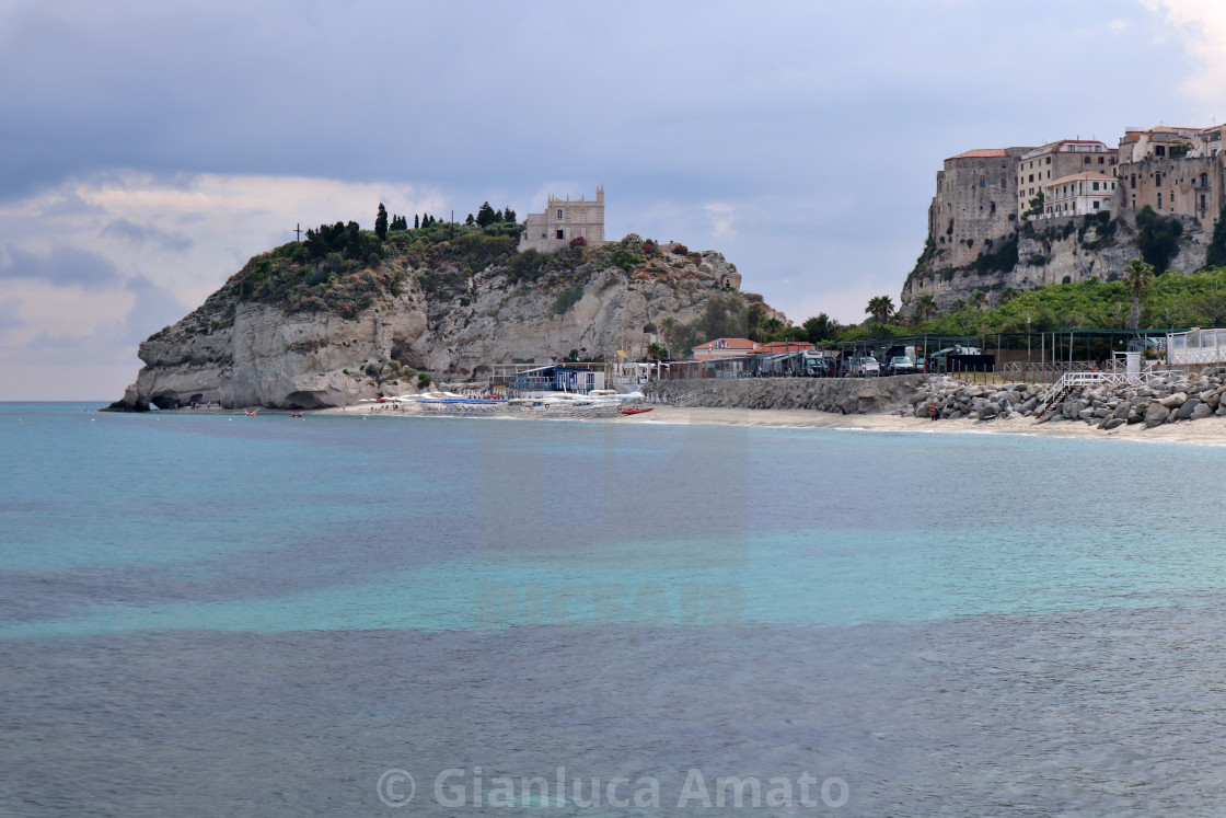 "Tropea - Isola Bella dagli Scogli dei Missaggi" stock image