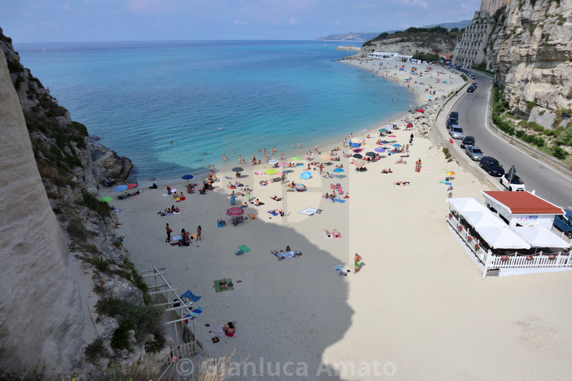 "Tropea - Panorama della spiaggia dalla scala di accesso del Santuario" stock image