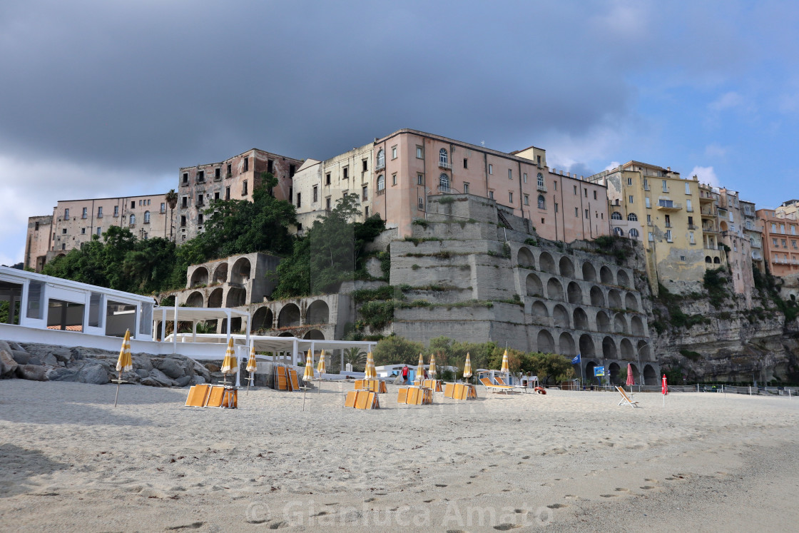 "Tropea - Lido della Rotonda al mattino presto" stock image