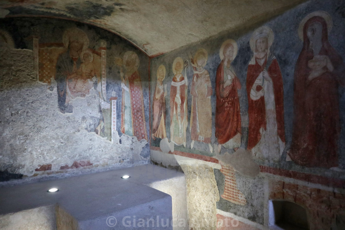 "Ischia - Affreschi nella cripta della Cattedrale dell'Assunta al Castello Aragonese" stock image