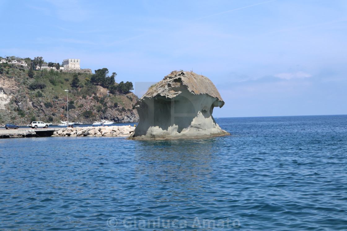 "Lacco Ameno - Scoglio del fungo dal molo" stock image