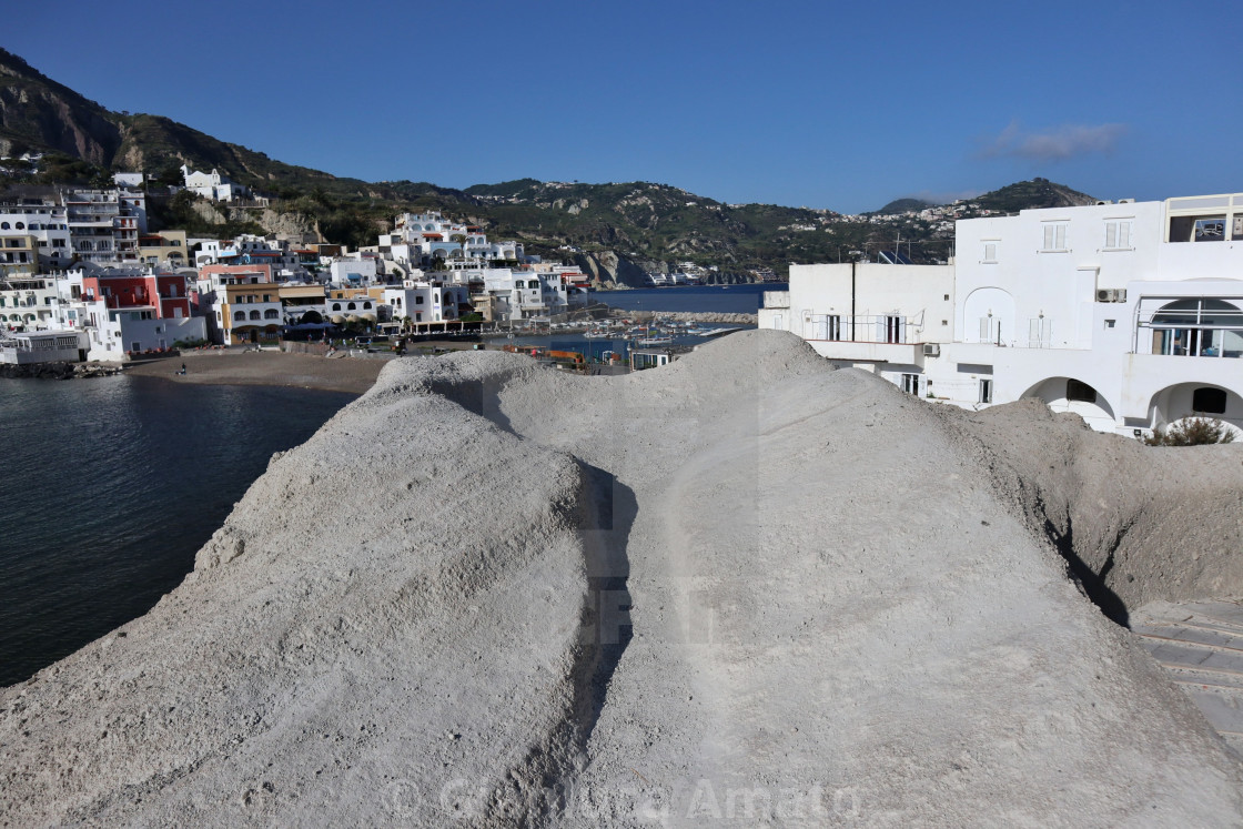 "Sant'Angelo d'Ischia - Scorcio del borgo dalla scogliera dell'Isola di Sant'Angelo" stock image