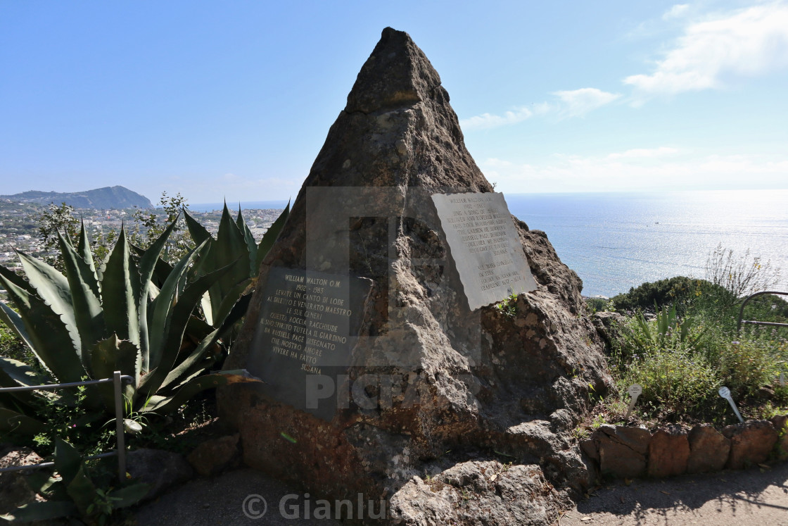 "Forio - Roccia di Sir William ai Giardini La Mortella" stock image