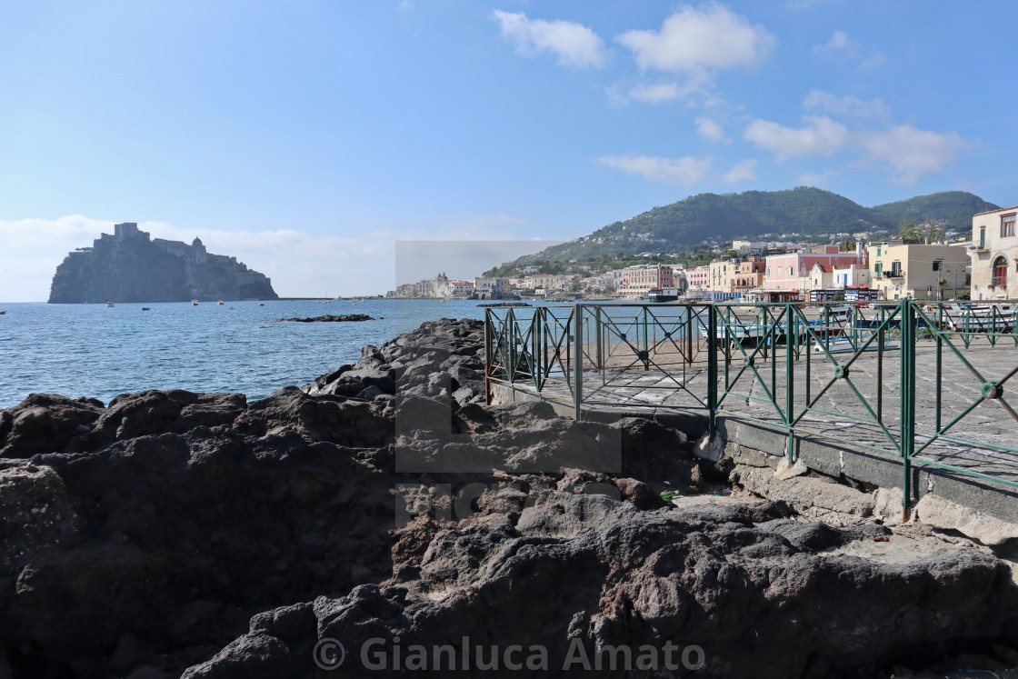 "Ischia - Scorcio dalla scogliera della Spiaggia dei Pescatori" stock image