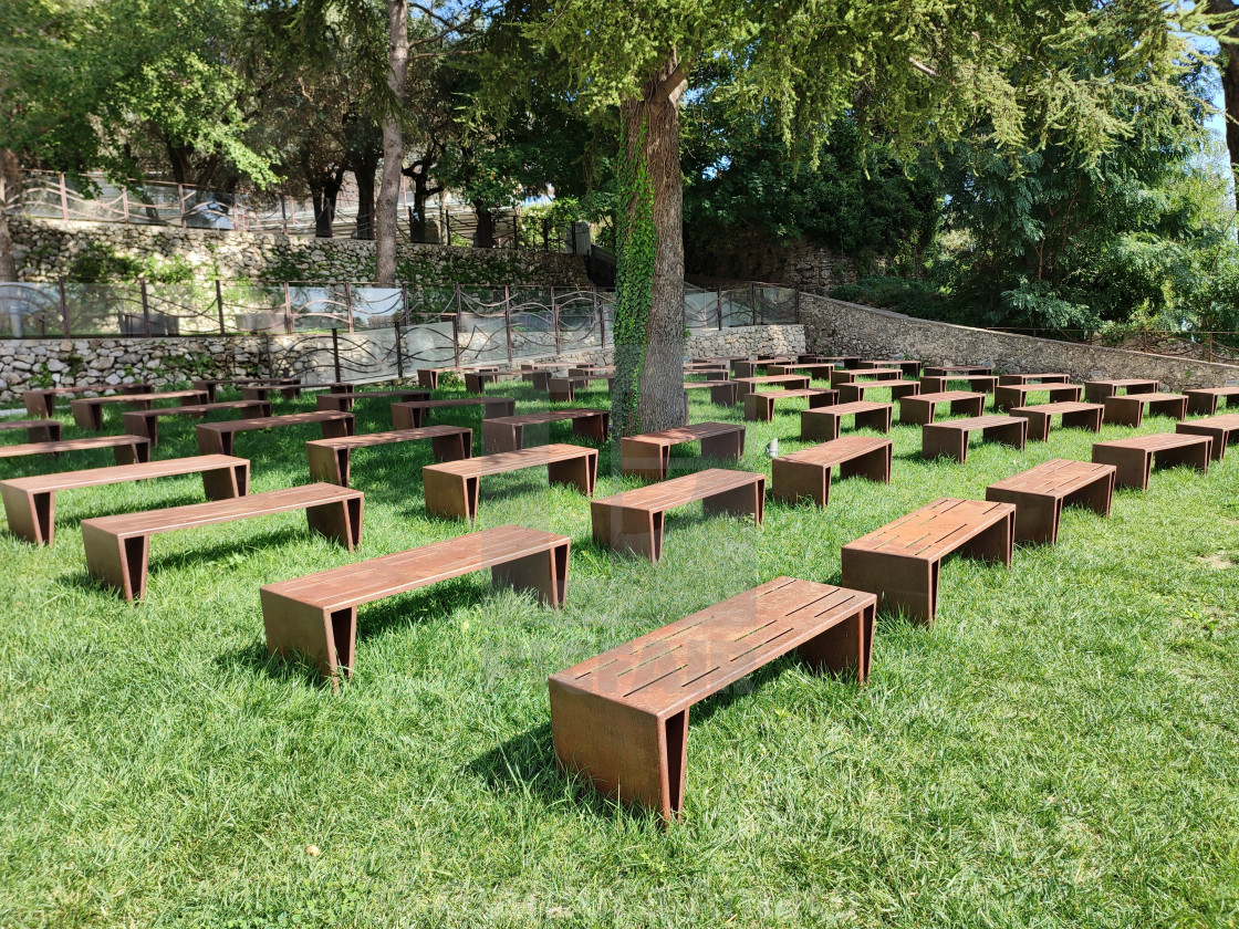 "Ravello - Panche nei Giardini del Vescovo" stock image