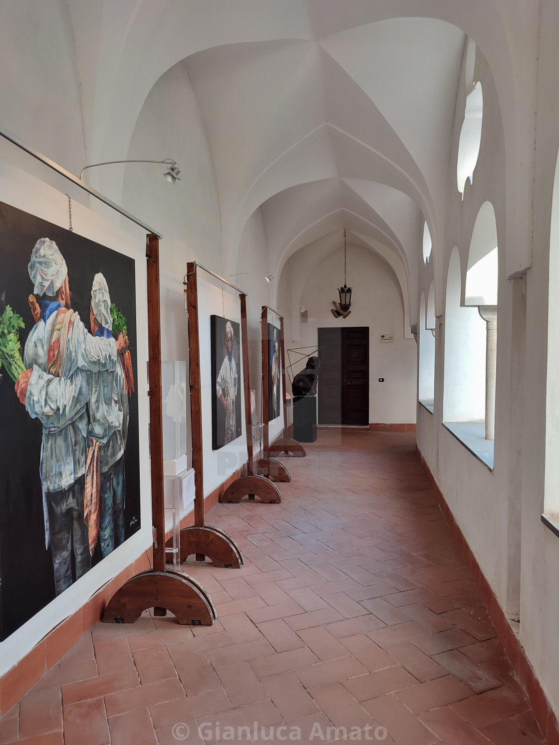 "Ravello - Mostra espositiva nel Chiostro della Chiesa di San Francesco" stock image