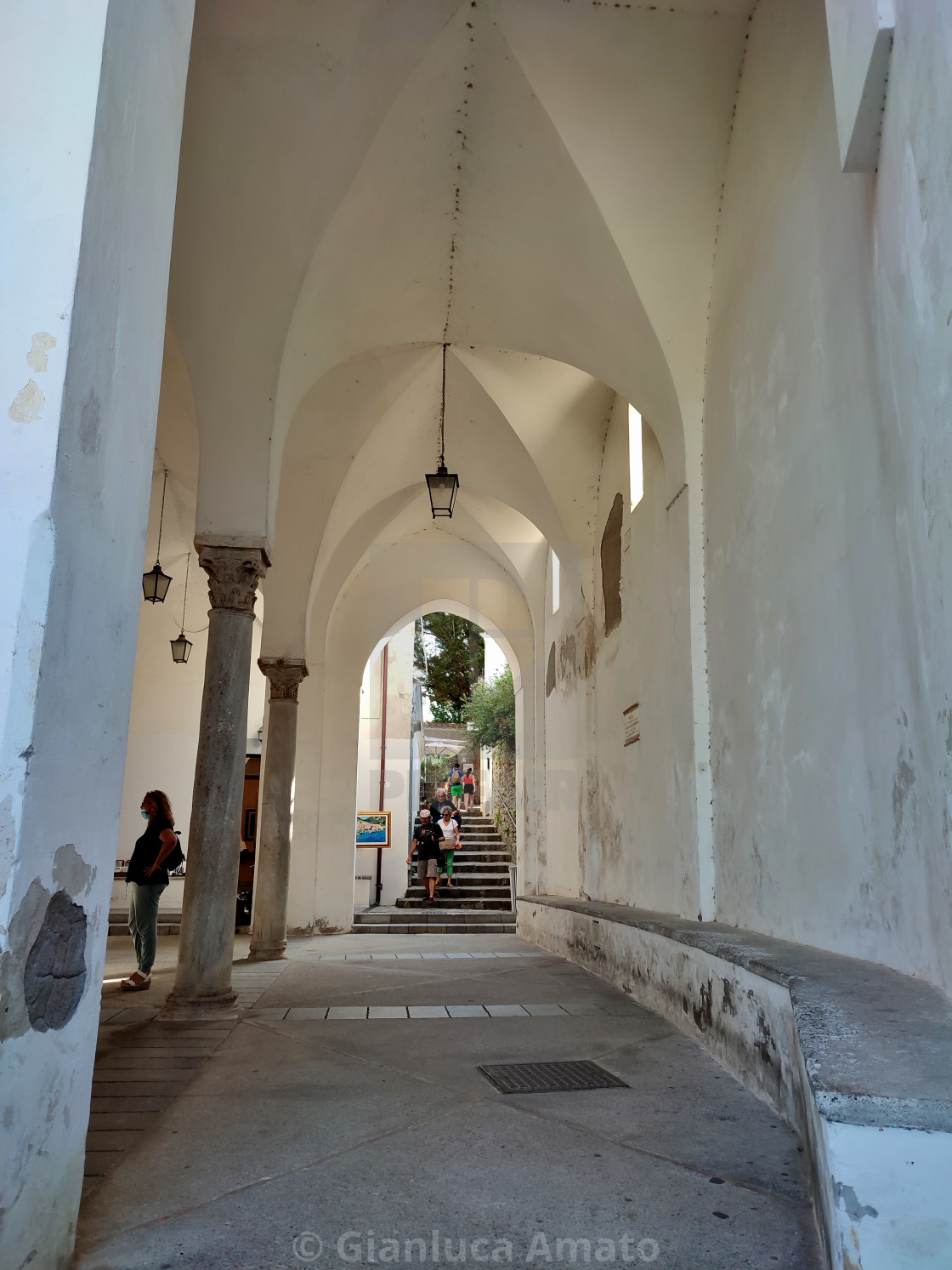 "Ravello - Atrio coperto di accesso della Chiesa di San Francesco" stock image