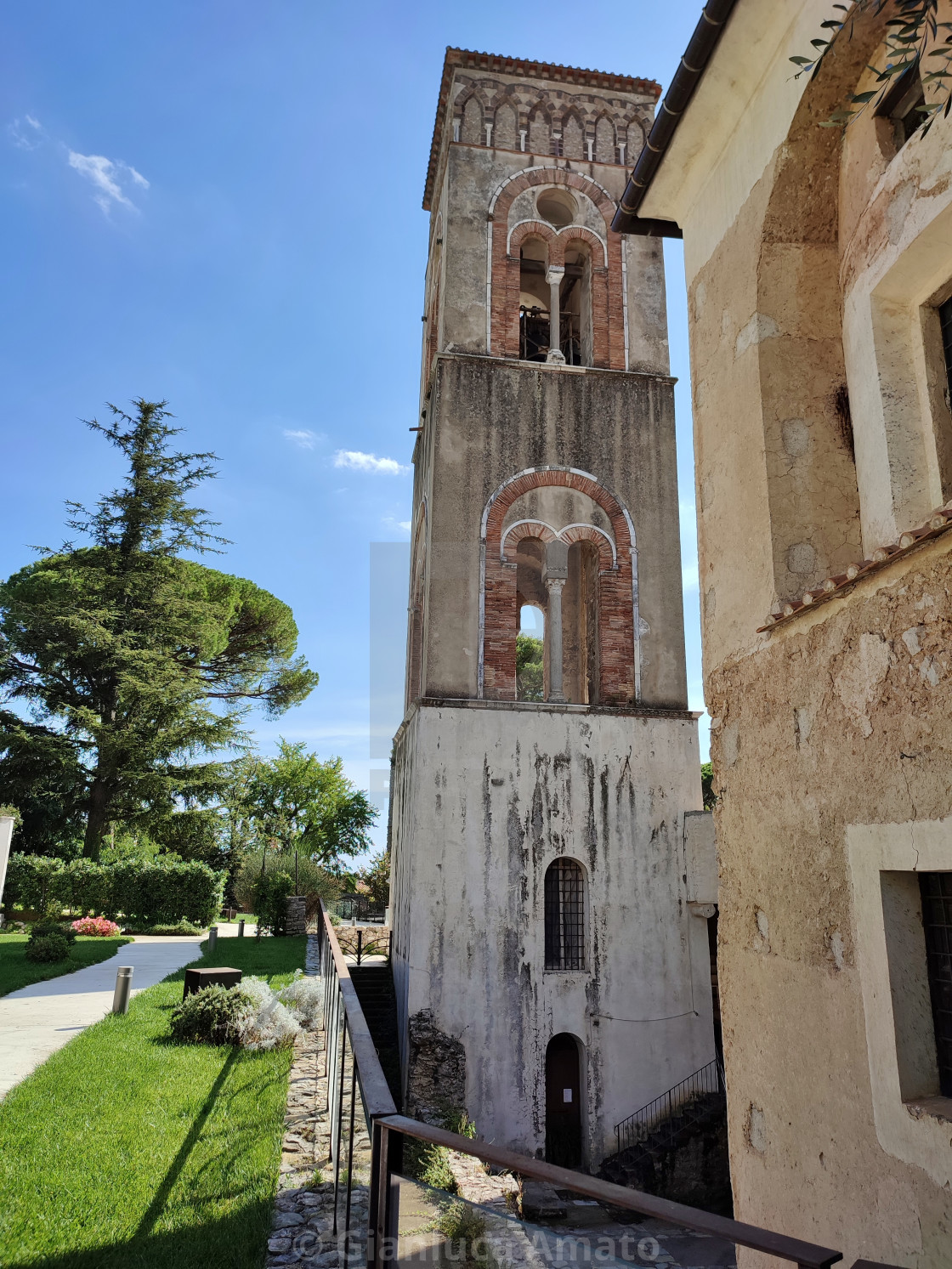 "Ravello - Campanile del Duomo nei Giardini del Vescovo" stock image