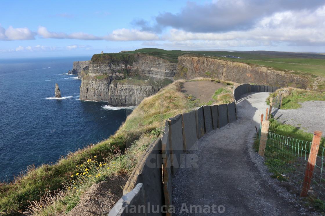 "Liscannor – Sentiero sud delle Cliffs of Moher" stock image