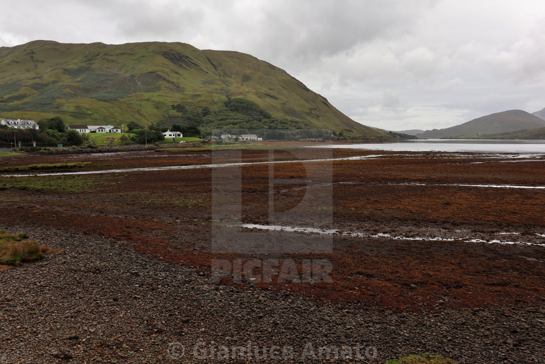 "Leenane – Panorama del fiordo da Killary Harbour" stock image