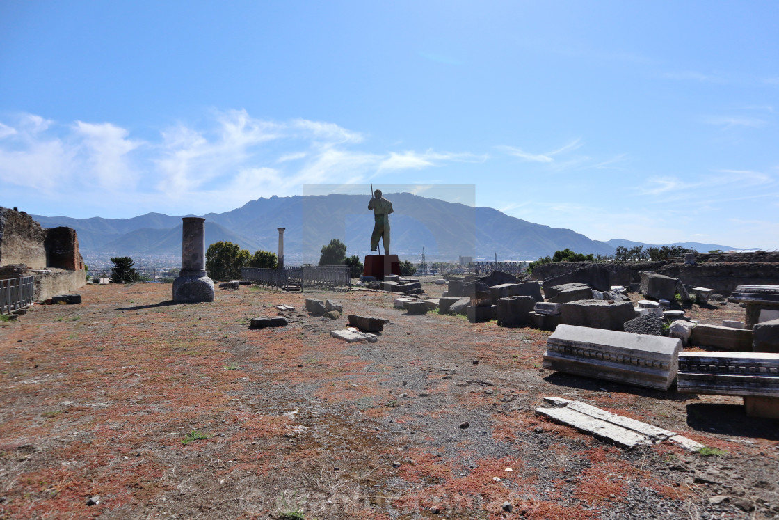 "Pompei - Scorcio panoramico dei ruderi del Tempio di Venere" stock image