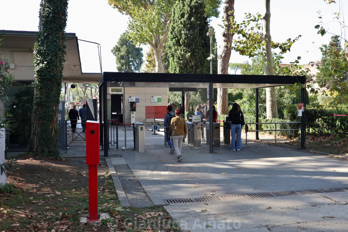 "Pompei - Uscita di Piazza Esedra da Viale delle Ginestre" stock image