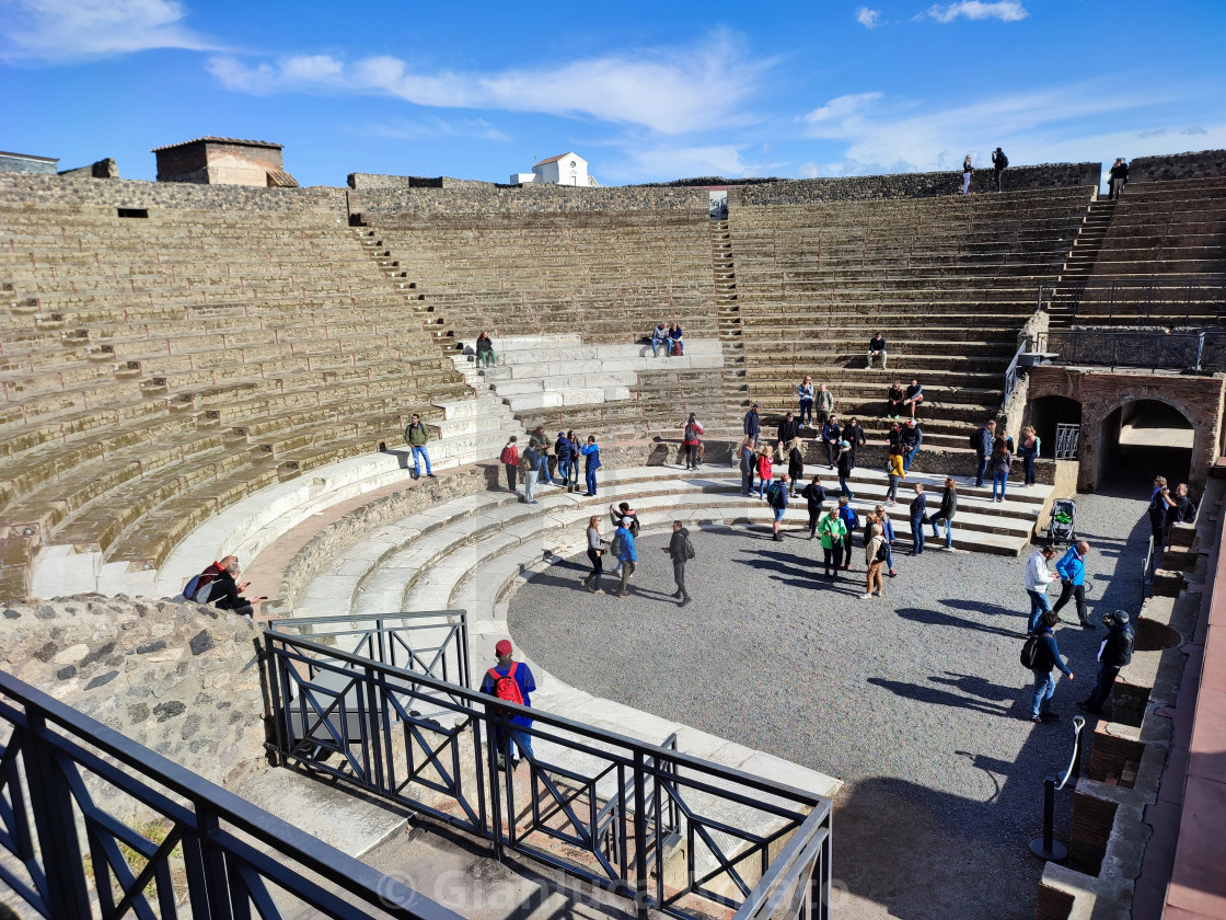 "Pompei - Scorcio panoramico del Teatro Grande dagli spalti" stock image