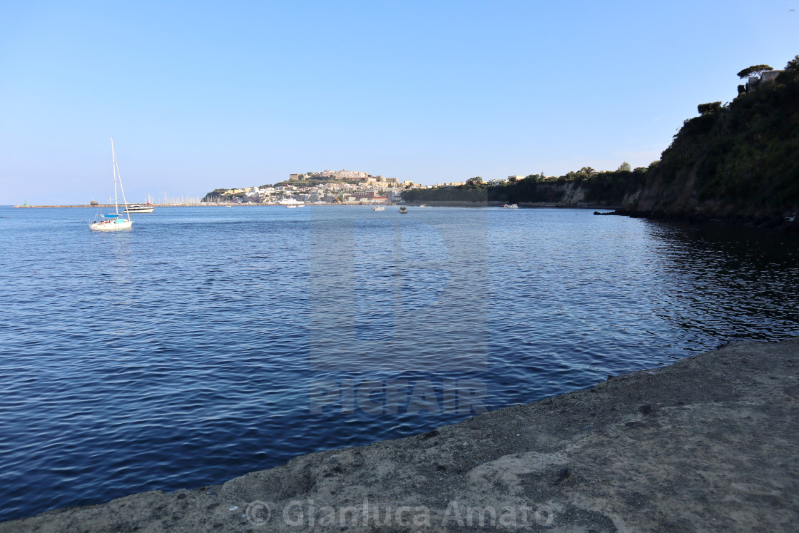 "Procida – Baia di Sirulenza da Punta del Pioppeto" stock image