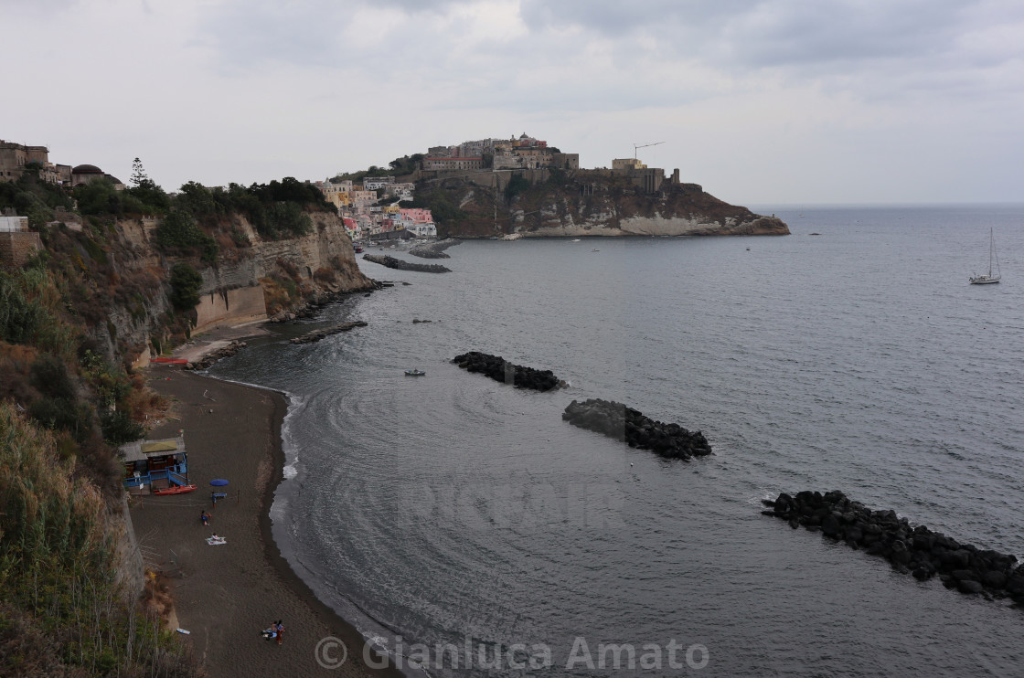 "Procida – Marina di Corricella dall'alto della scogliera" stock image