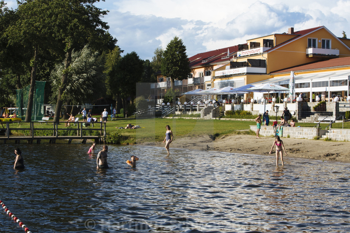 "Hartmut Schwarzbach_argus" stock image