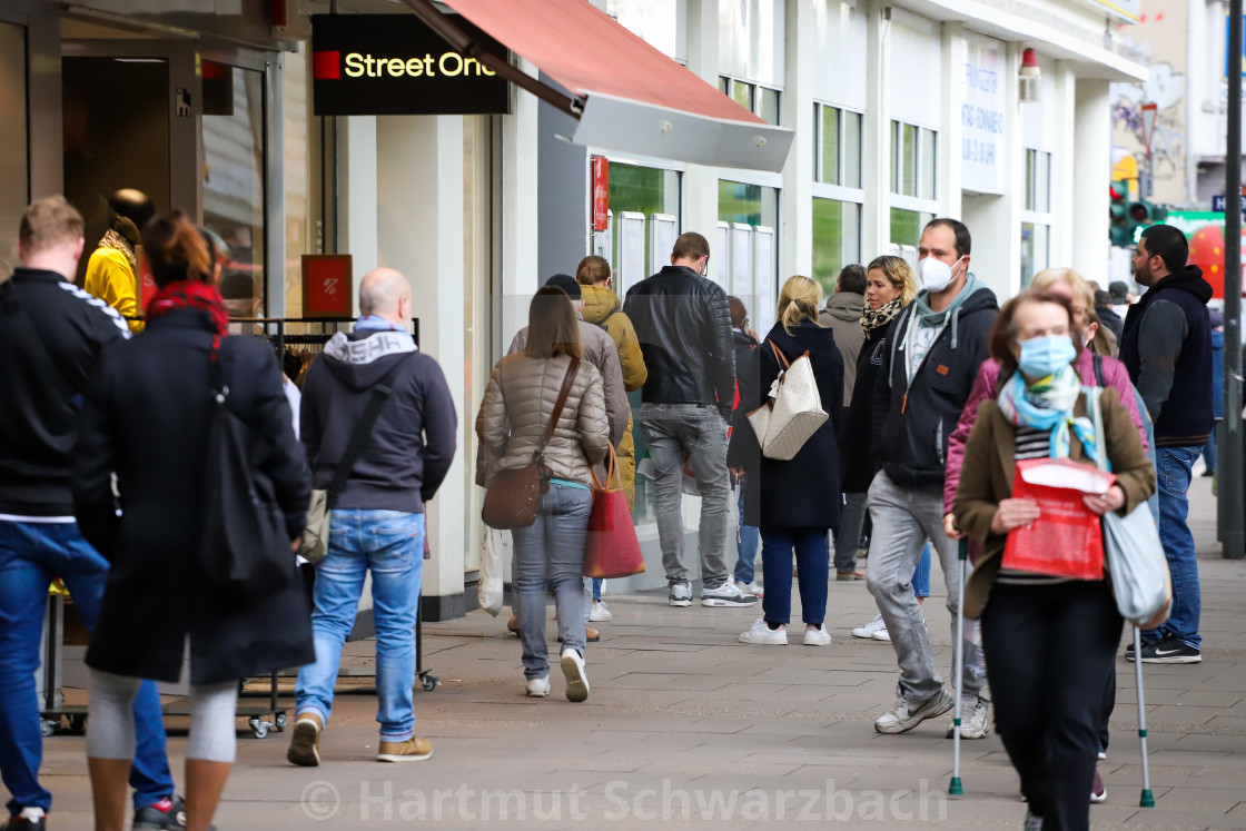 "Shopping with face masks during the Corona Pandemic and Crisis" stock image