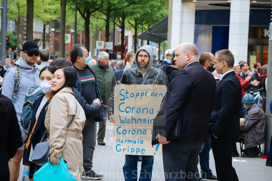 "Shopping with face masks during the Corona Pandemic and Crisis" stock image