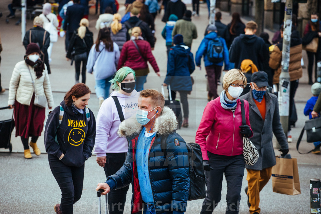 "Shoppers with maks during the Corona Pandemic" stock image