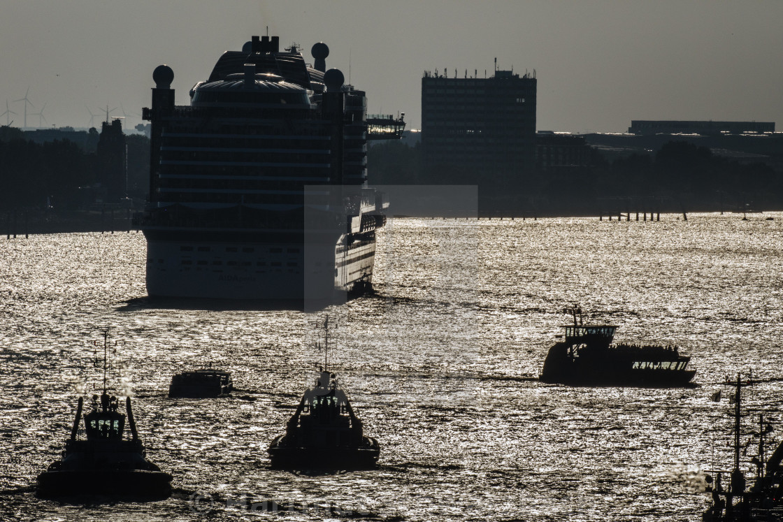 "Kreuzfahrtschiff Aida Perla" stock image