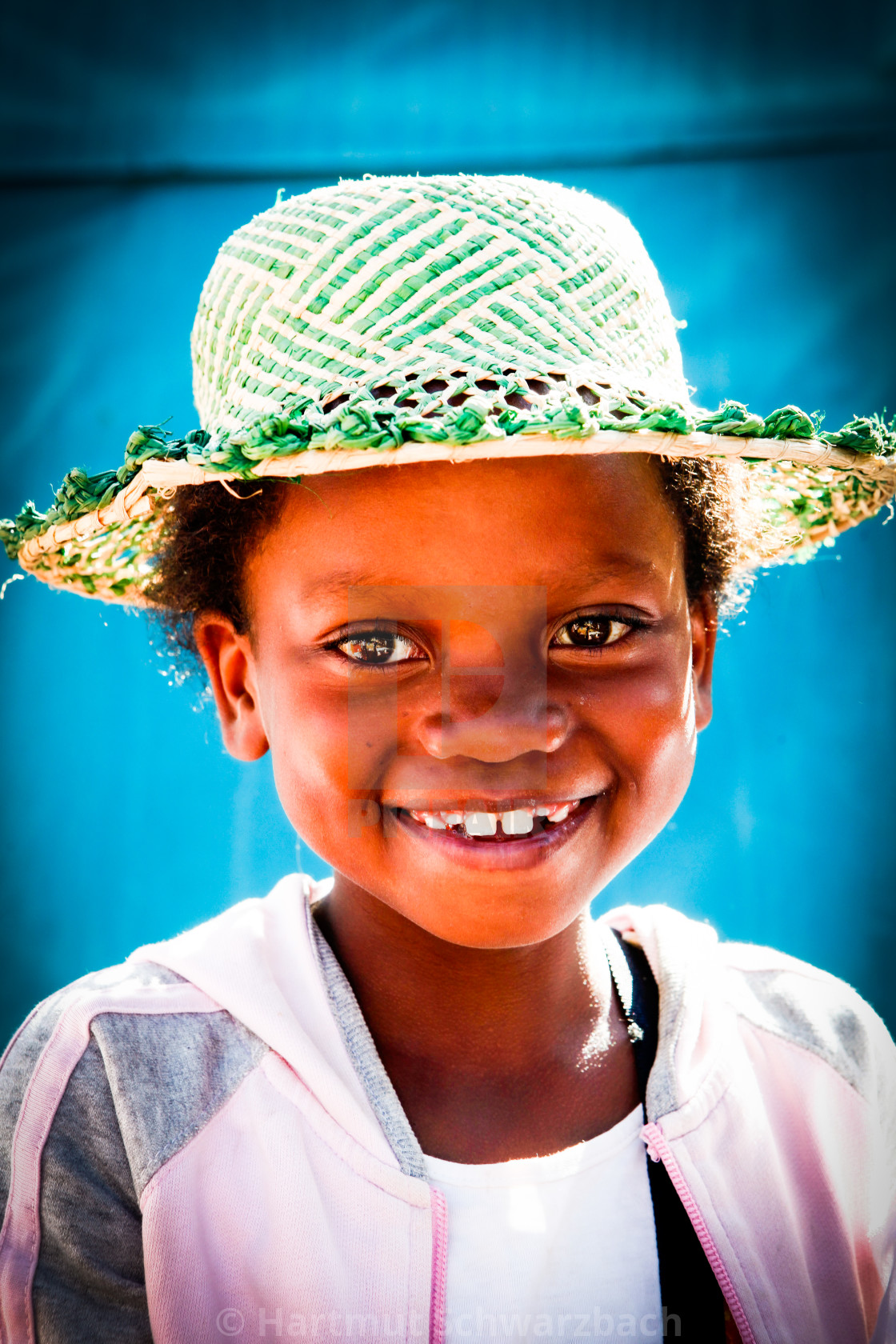 "Portrait of Girl - Garagenschule für Familien im Steinbruch" stock image