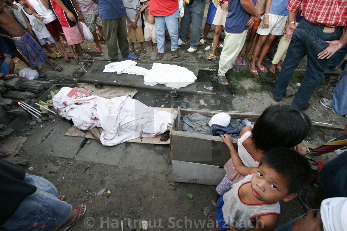 "Manila Killertrain-Dangerous Life in the Slums" stock image