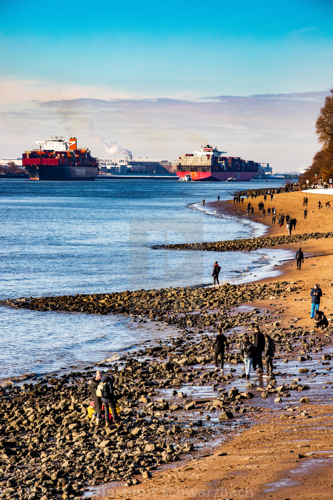 "Containerschiff Guaquil Express auf der Elbe" stock image