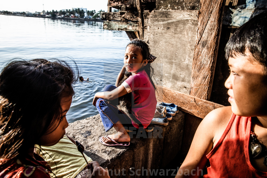 "Reportage Im Meer aus Müll" stock image