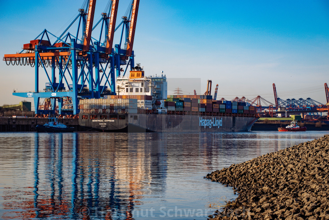 "HHLA Containerterminal Altenwerder CTA" stock image