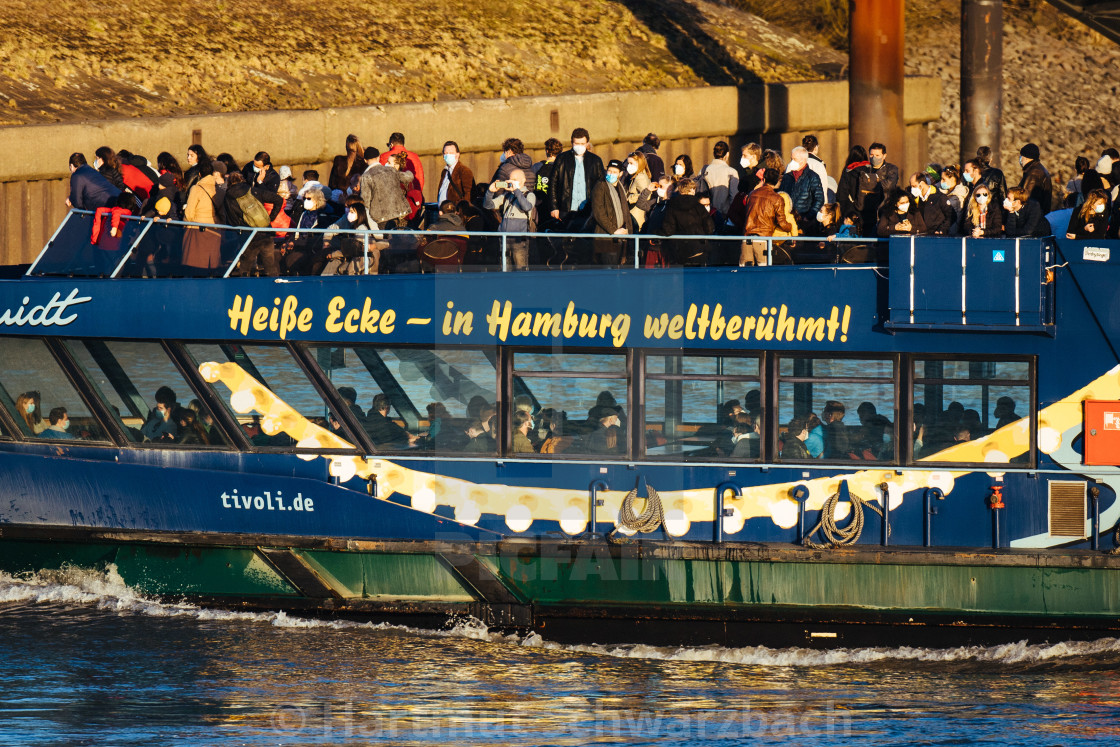 "HVV Linienschiff auf der Elbe" stock image