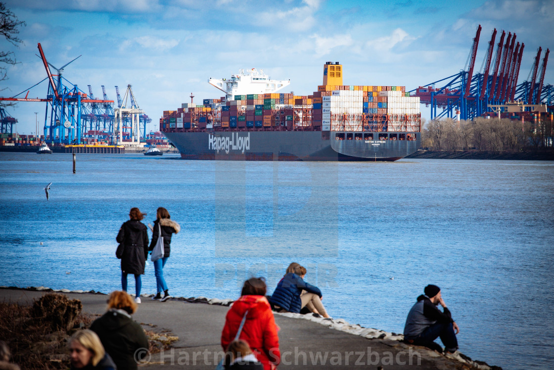 "Hapag-Lloyd Containerschiff Santos Express" stock image