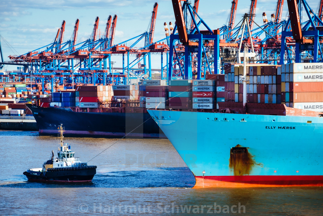 "Containerschiff Elly Maersk auf der Elbe" stock image