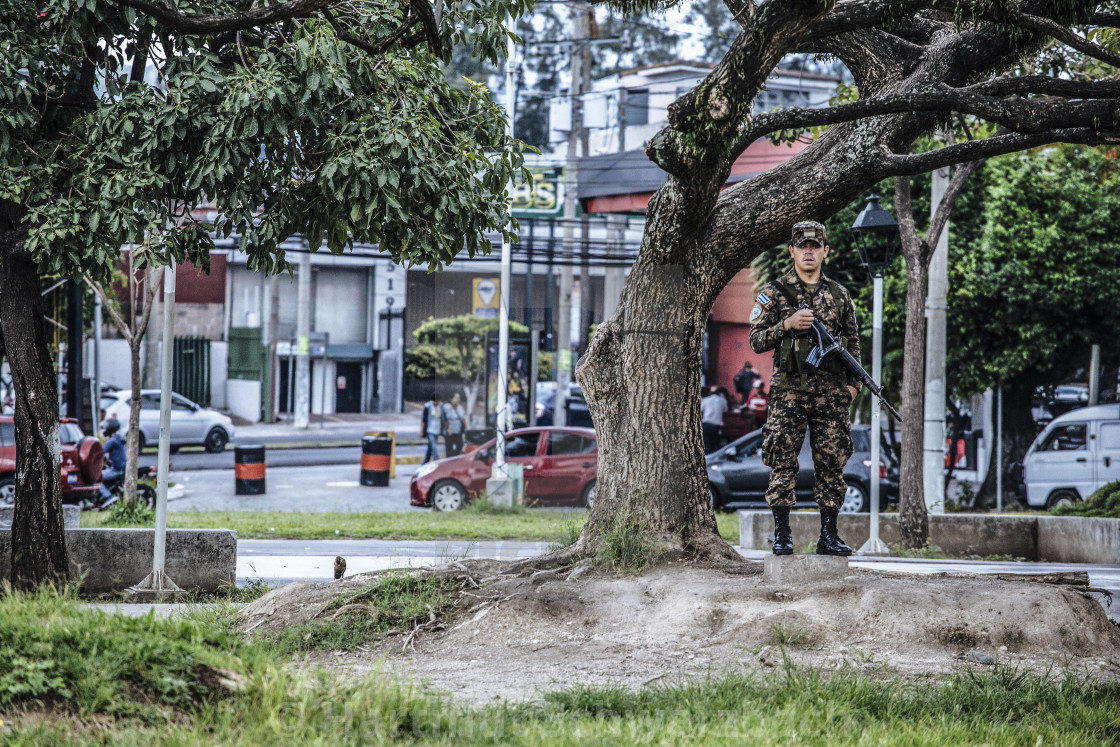 "Fotoessay El Salvador "Land hinter Gittern"" stock image