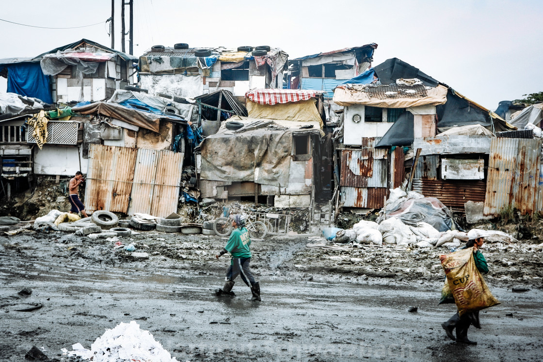 "Armenviertel am Hafen - Urban Poor" stock image