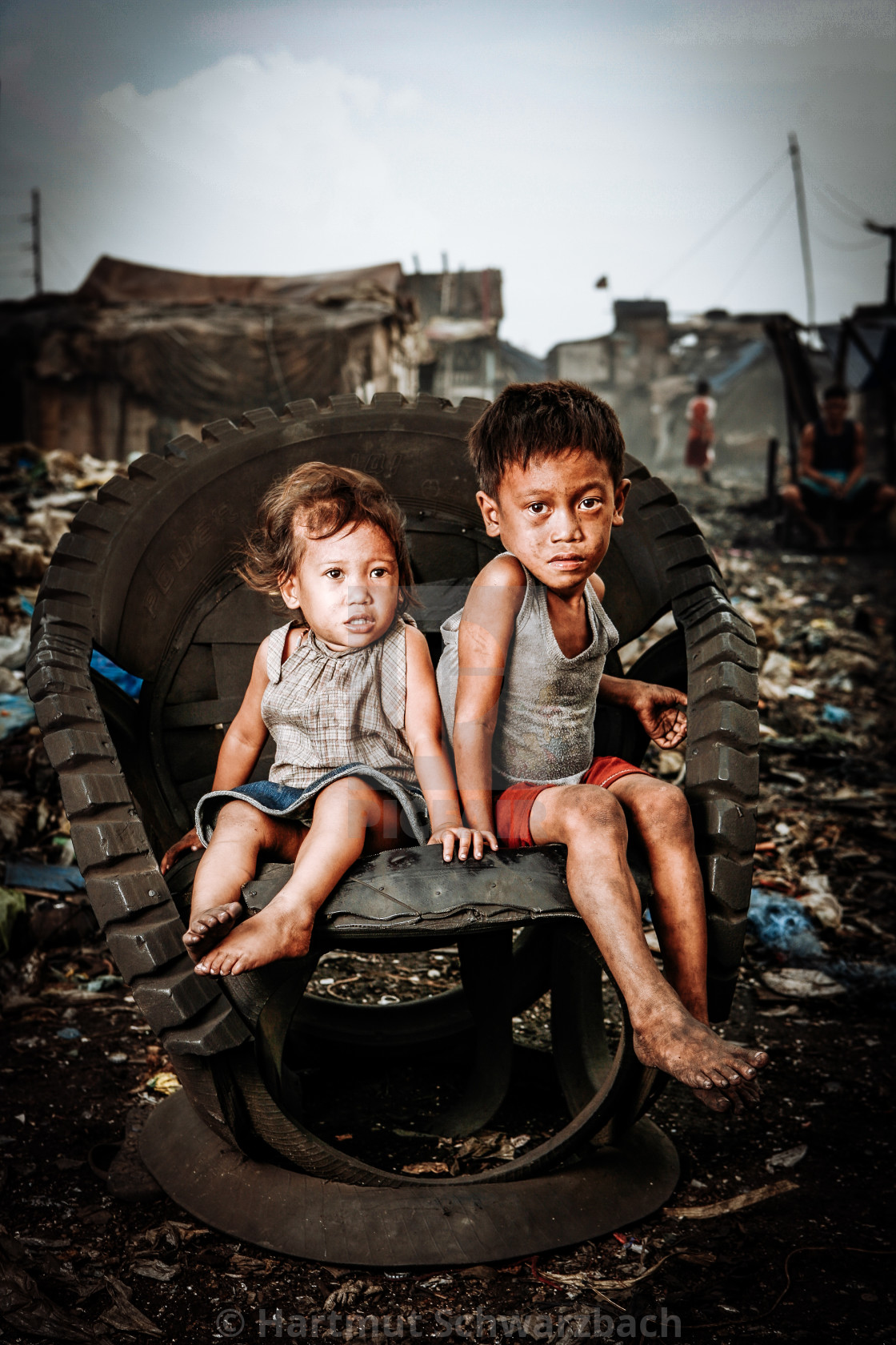 "Armenviertel am Hafen - Urban Poor" stock image