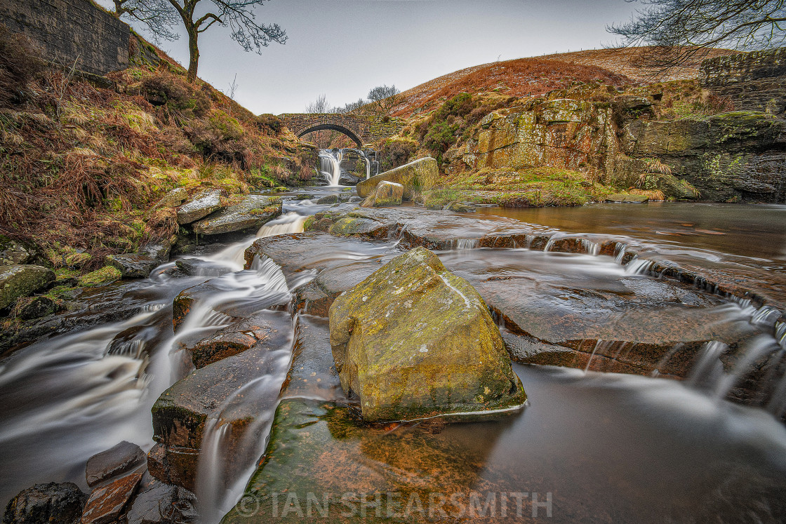 "Three Shire Heads in winter" by IAN SHEARSMITH - $9.19 "Three Shire Heads in winter" stock image