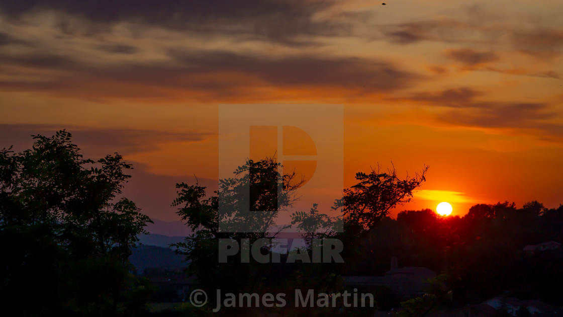 "Le Marche Sunset" by James Martin - £8.68 "Le Marche Sunset" stock image