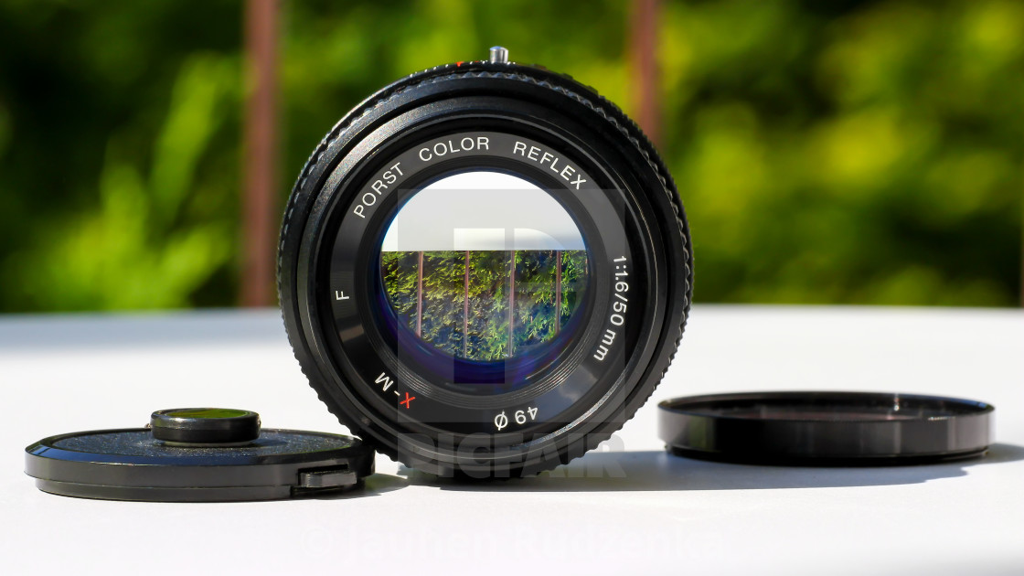 "Porst X-M F Color Reflex 50 mm f/1.6 is a fast prime lens for the Fujica X-system" by Jauhen Rudzenka - £6.20 "Porst X-M F Color Reflex 50 mm f/1.6 is a fast prime lens for the Fujica X-system" stock image
