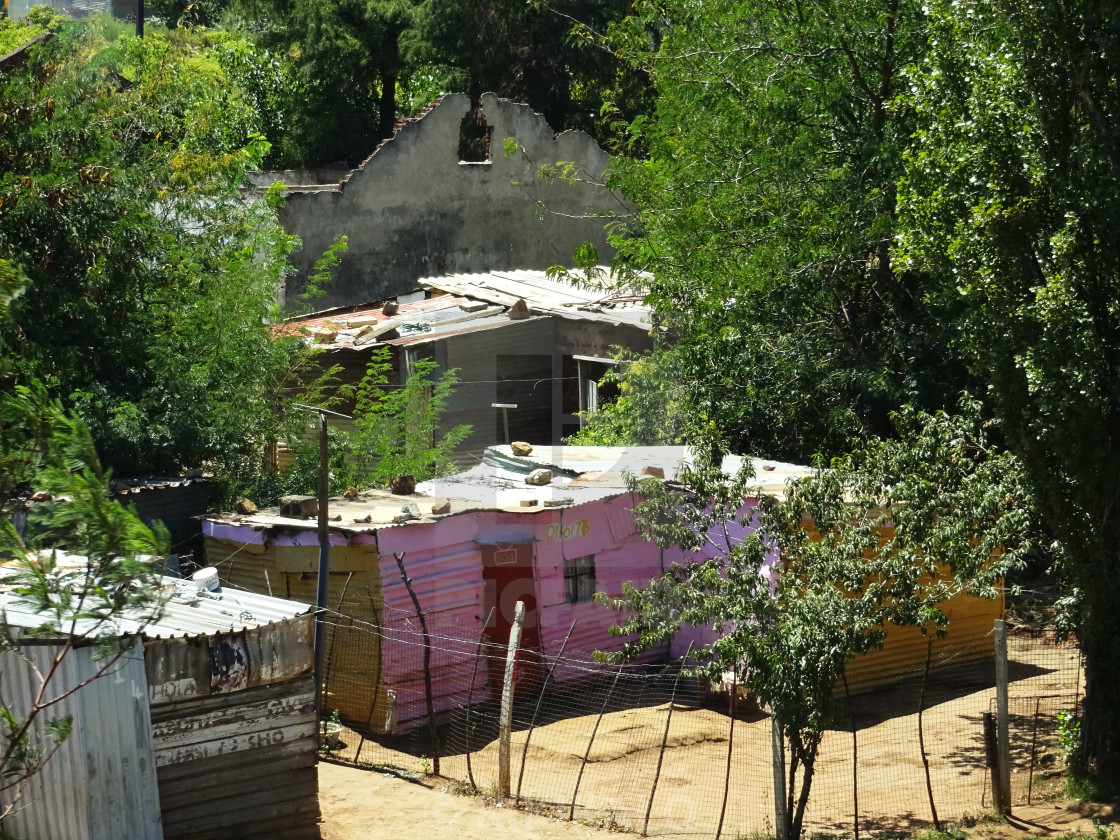 "'The Pink House' - Soweto Life" stock image