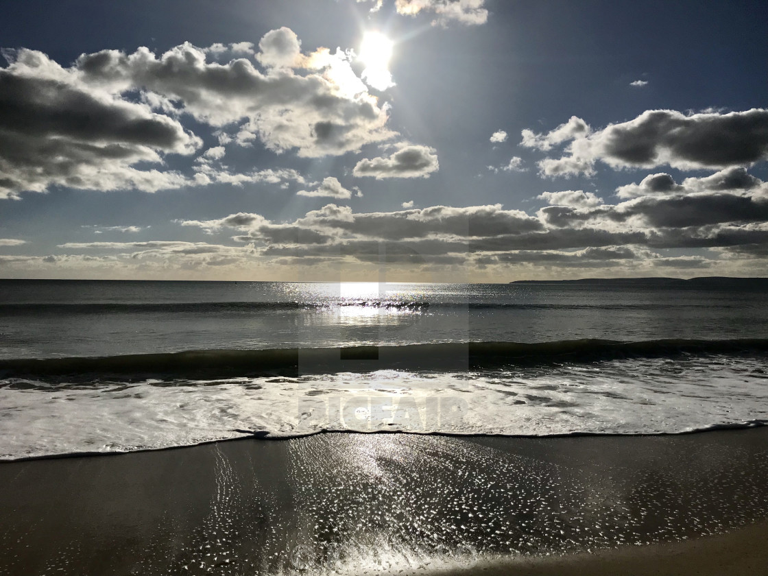 "'Sun Glitter Vibes' - Good Vibes Happen On The Tides" stock image