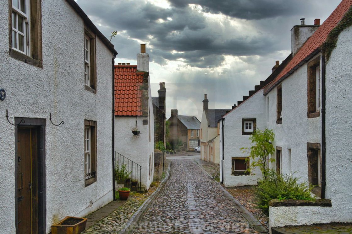 "The historic village of Culross" by Kenneth McEwen - £16.12 "The historic village of Culross" stock image