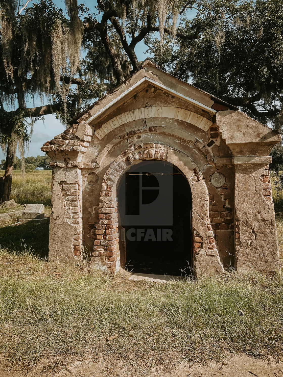 "Receiving Tomb" stock image