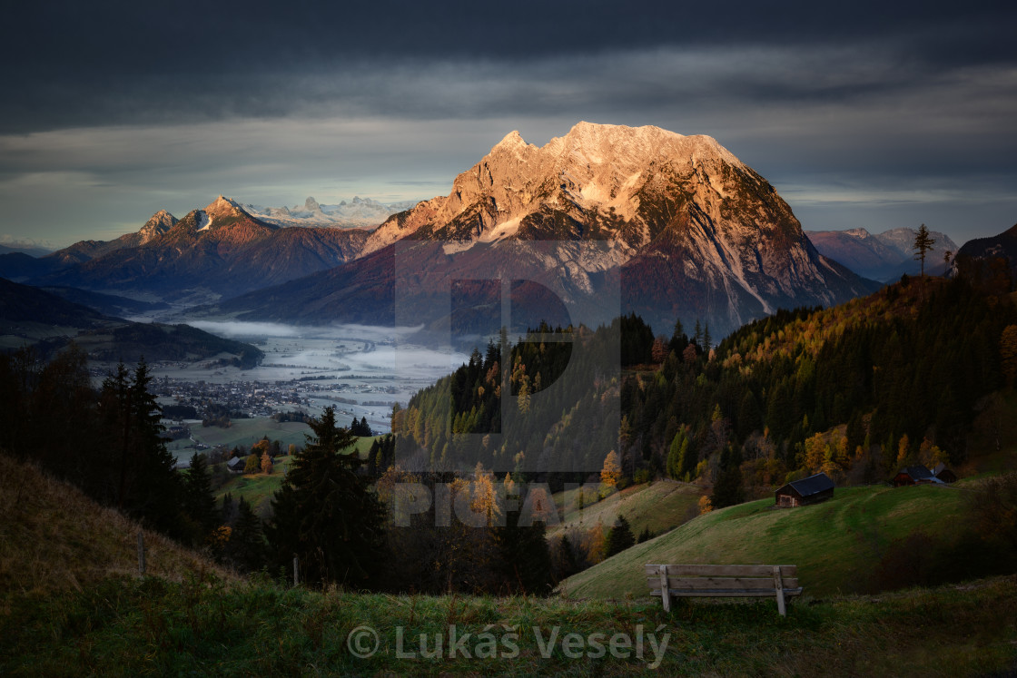 "Grimming overlook" stock image