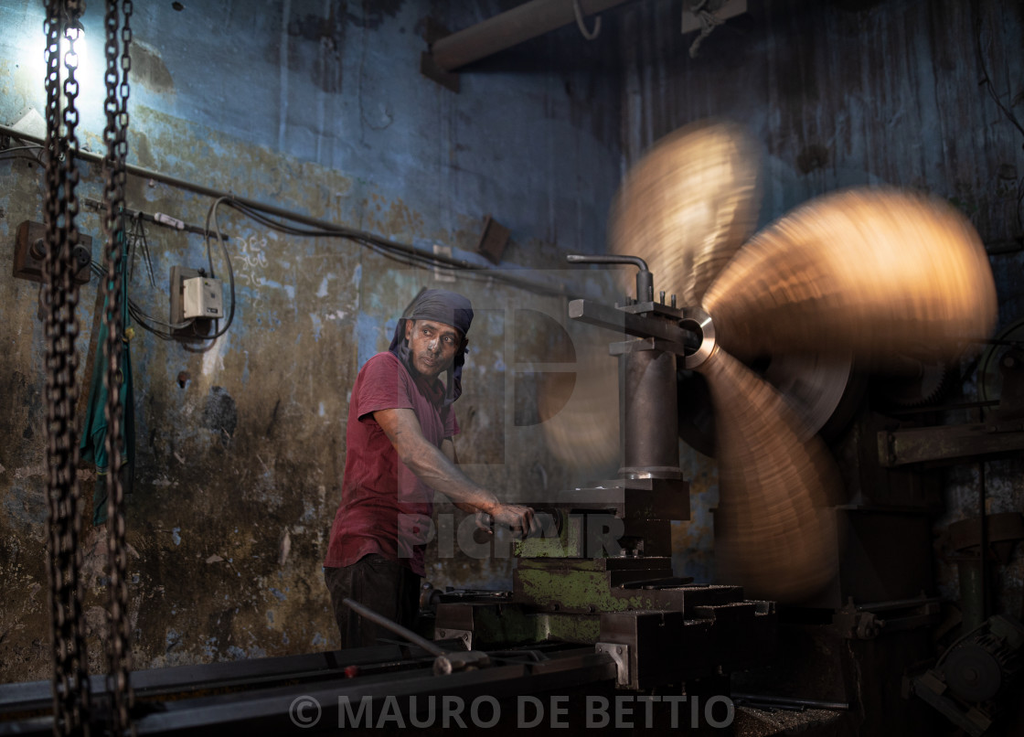 "PROPELLER" by MAURO DE BETTIO - $147.61 "PROPELLER" stock image