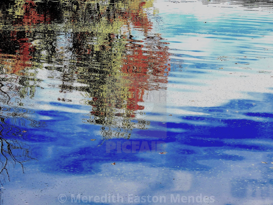 "Fall foliage in a Rippled Pond" by Meredith Easton Mendes - £10.00 "Fall foliage in a Rippled Pond" stock image
